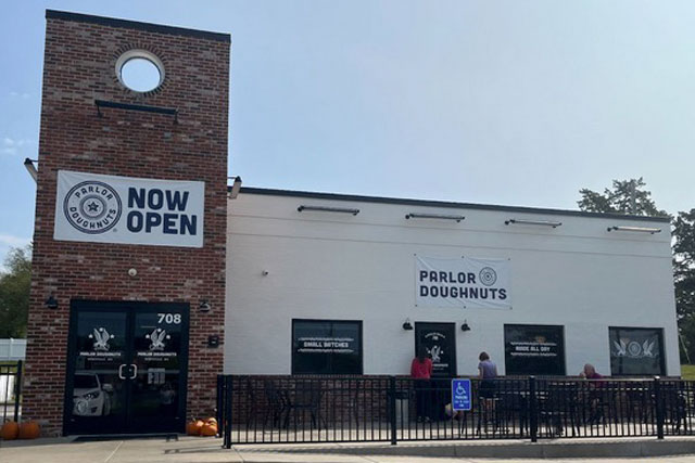 Parlor Doughnuts Expands National Franchise to Wentzville, MO